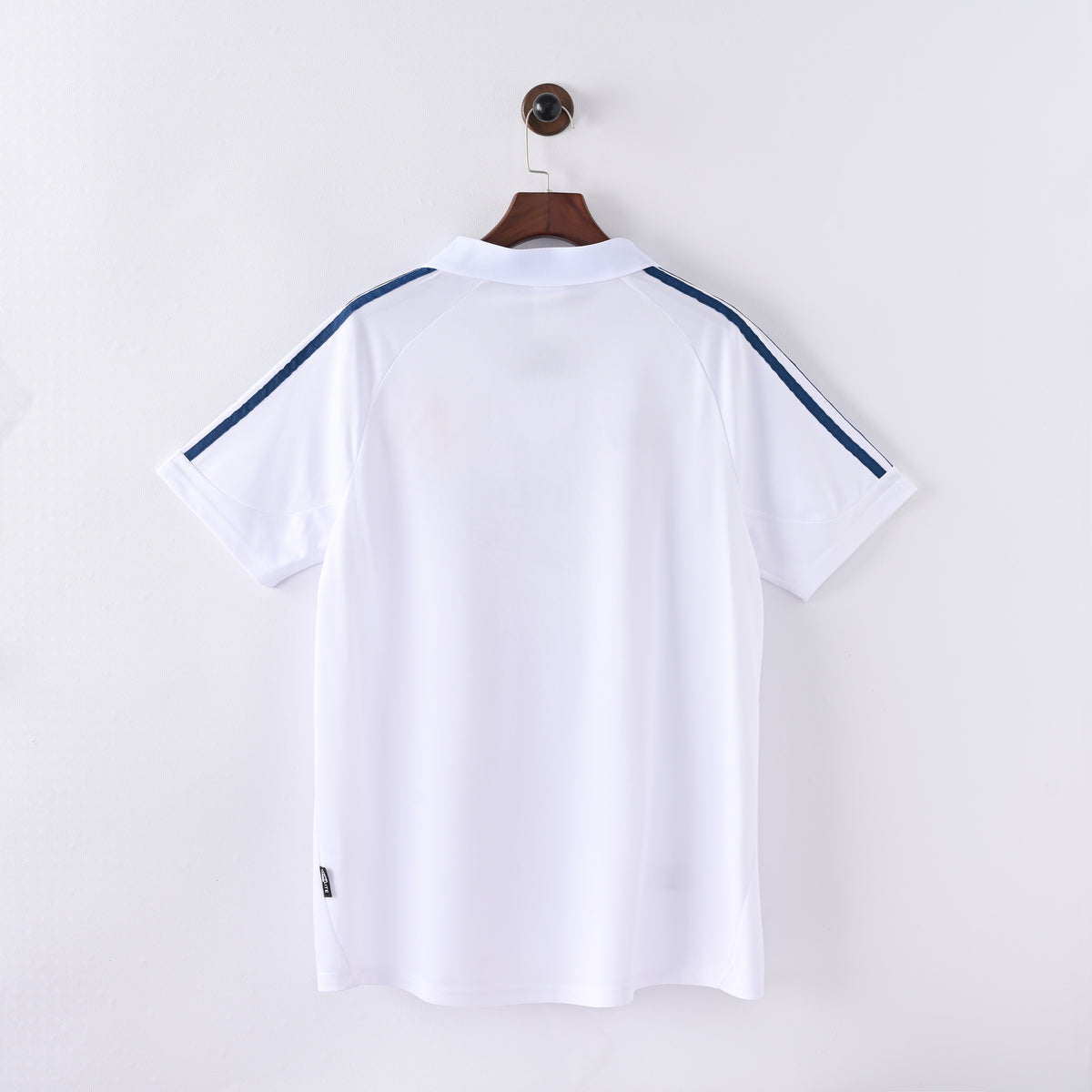 Retro Real Madrid 2001/02 Jersey