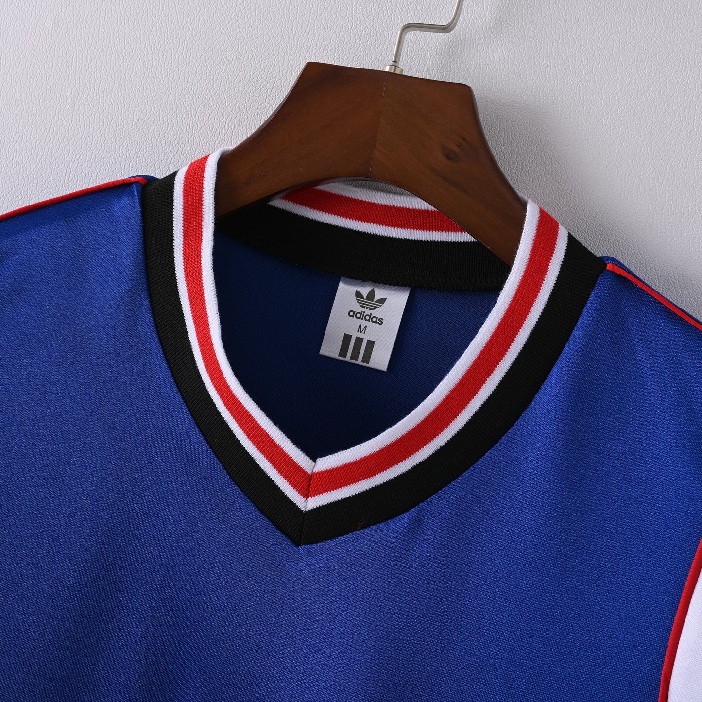 Retro Manchester United 1984 Jersey