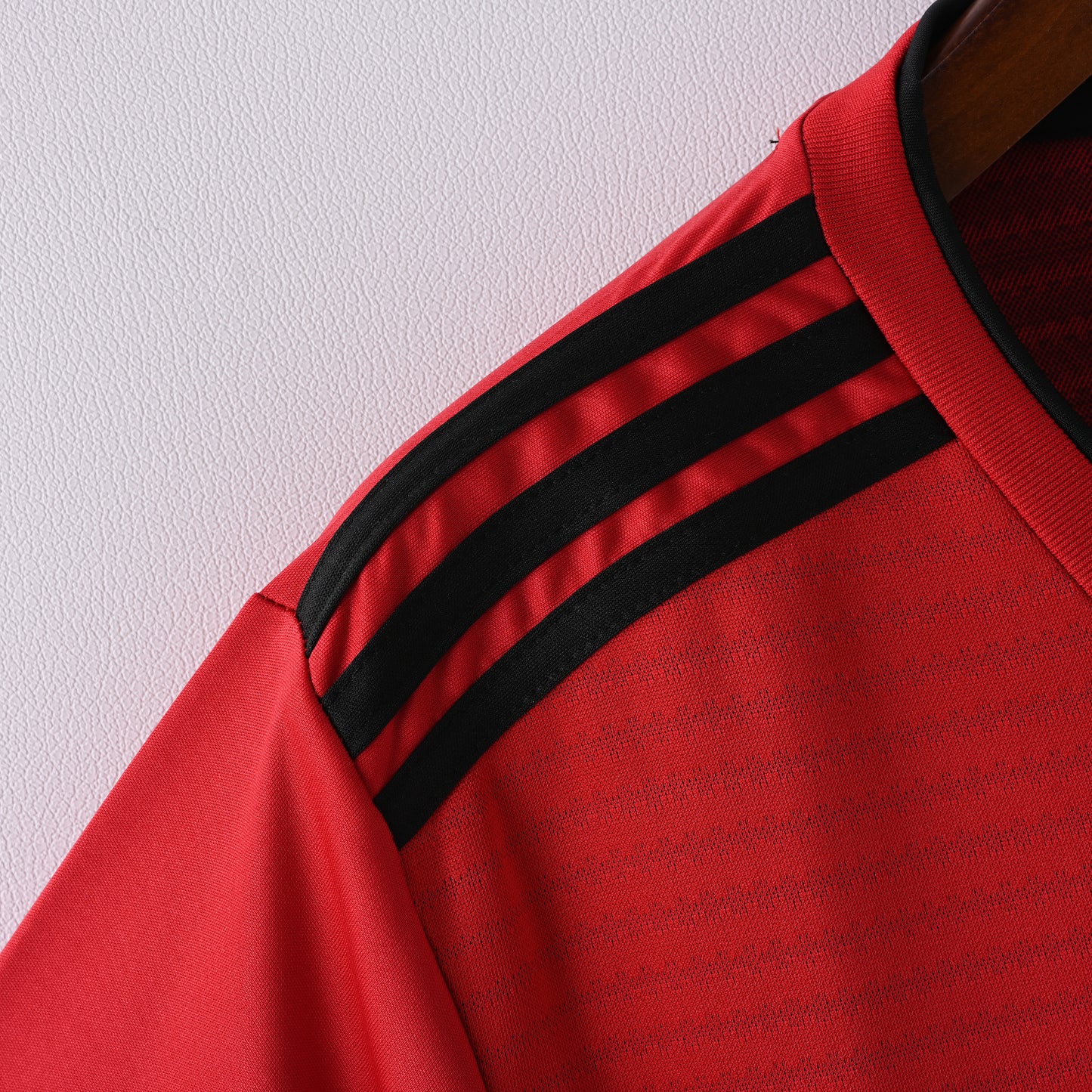 Retro Manchester United 2018/19 Jersey