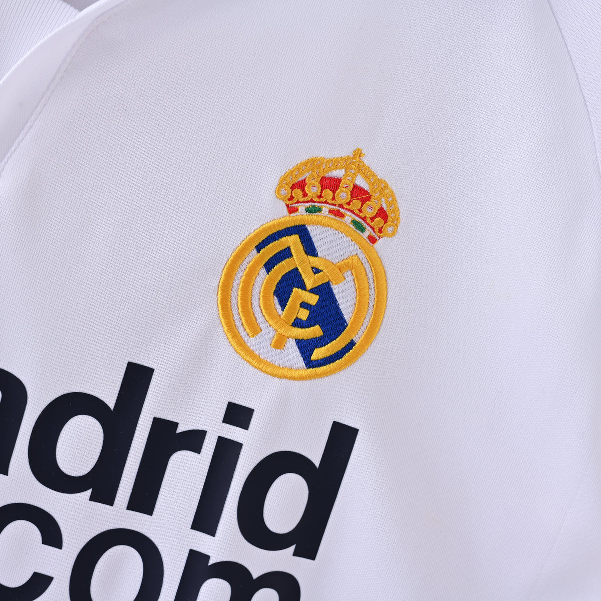 Retro Real Madrid 2001/02 Jersey