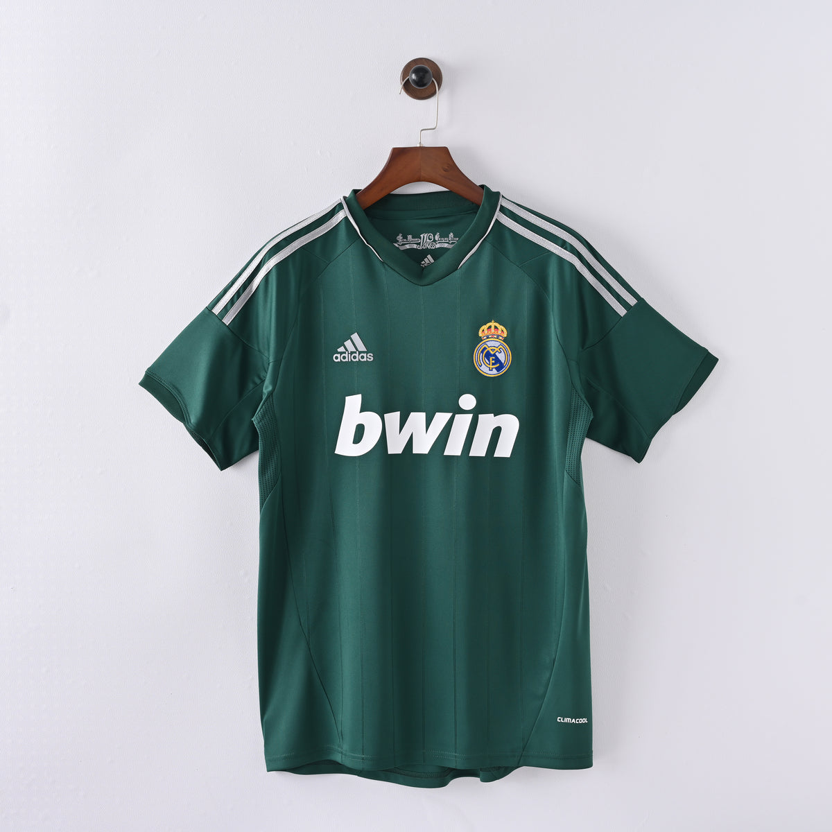Retro Real Madrid 2012/13 Jersey
