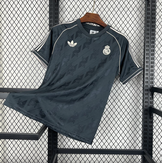 Real Madrid 24/25 Black Classic Jersey