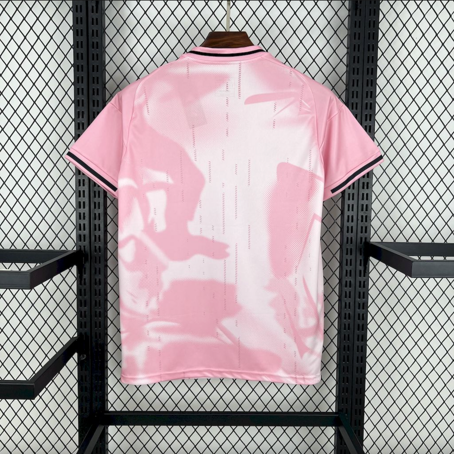 Real Madrid 24/25 Pink/White Jersey