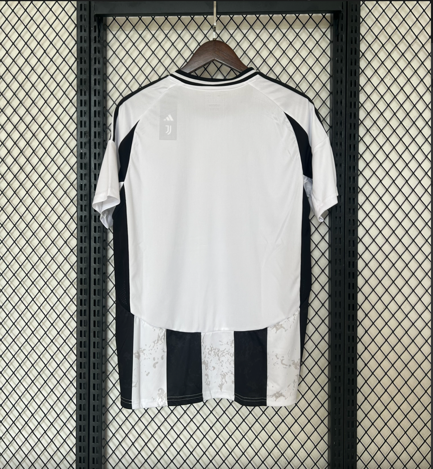 Juventus Home 24/25 Jersey
