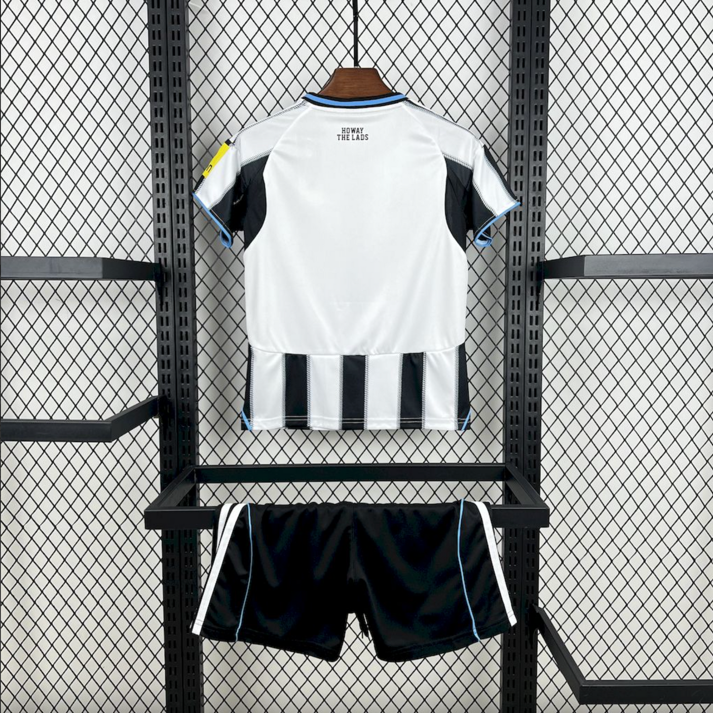 Kids Newcastle United Home 2025/26 Jersey