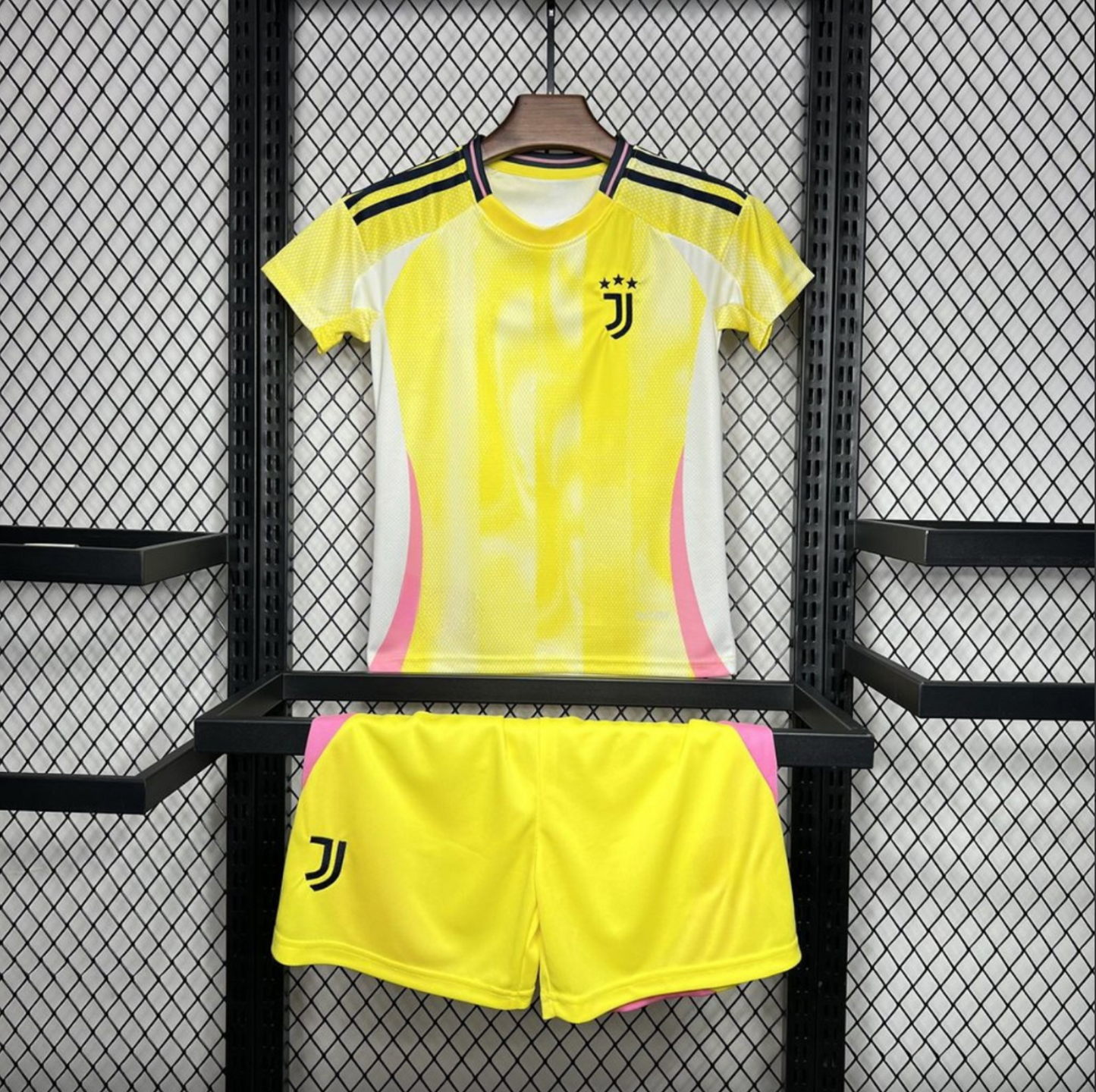 Kids Juventus 2024/25 Away Jersey