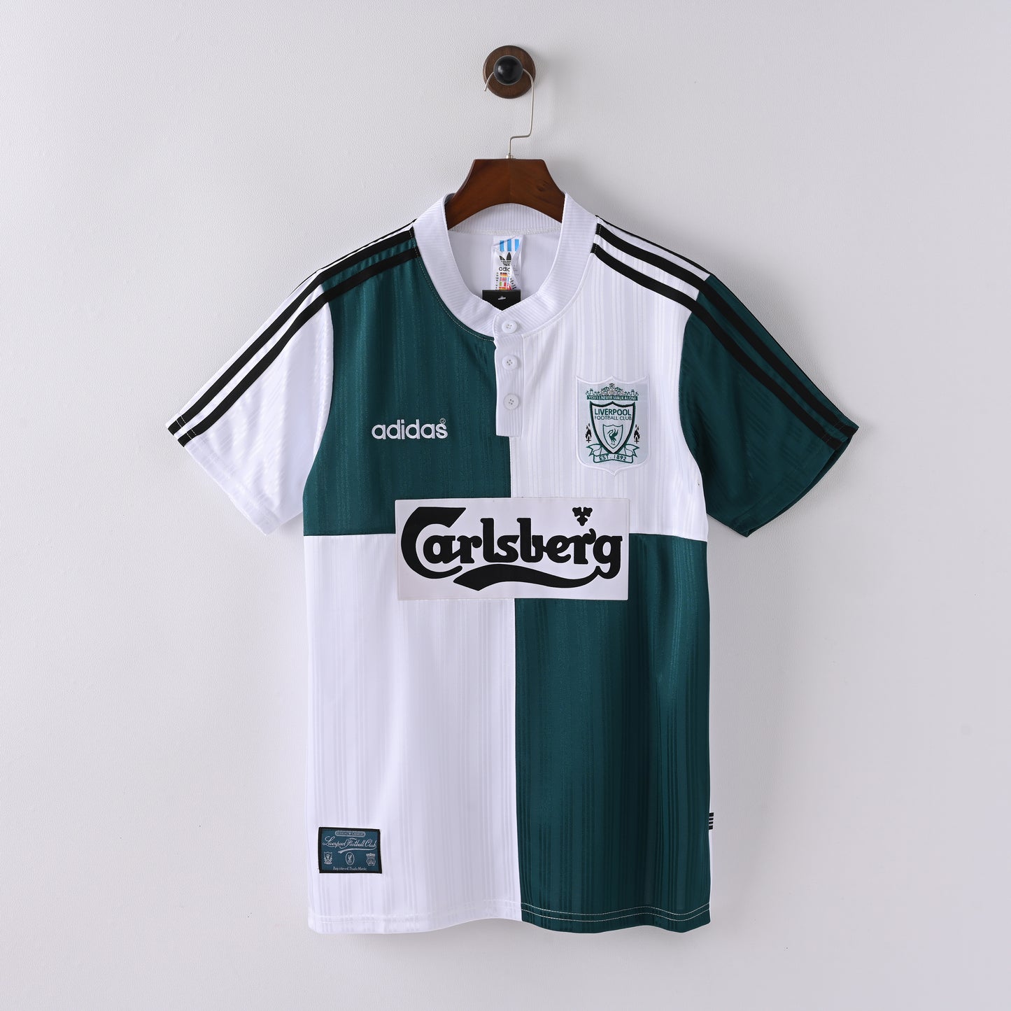 Retro Liverpool FC 1995/96 Jersey