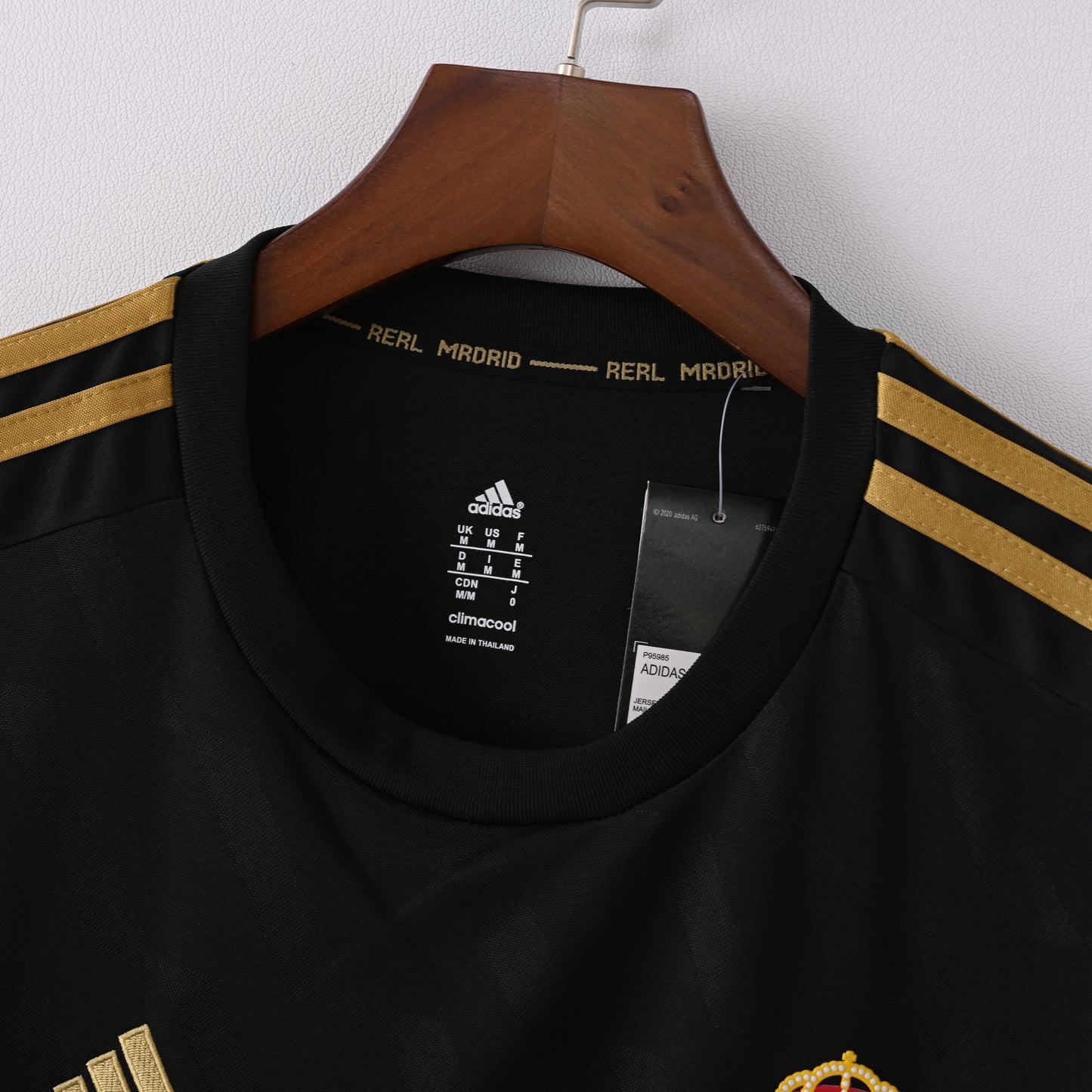 Retro Real Madrid 2011/12 Jersey