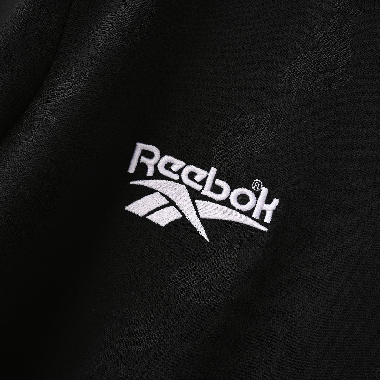 Retro Liverpool FC 1996/97 Jersey