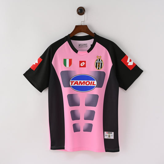 Retro Juventus 2002/03 Jersey