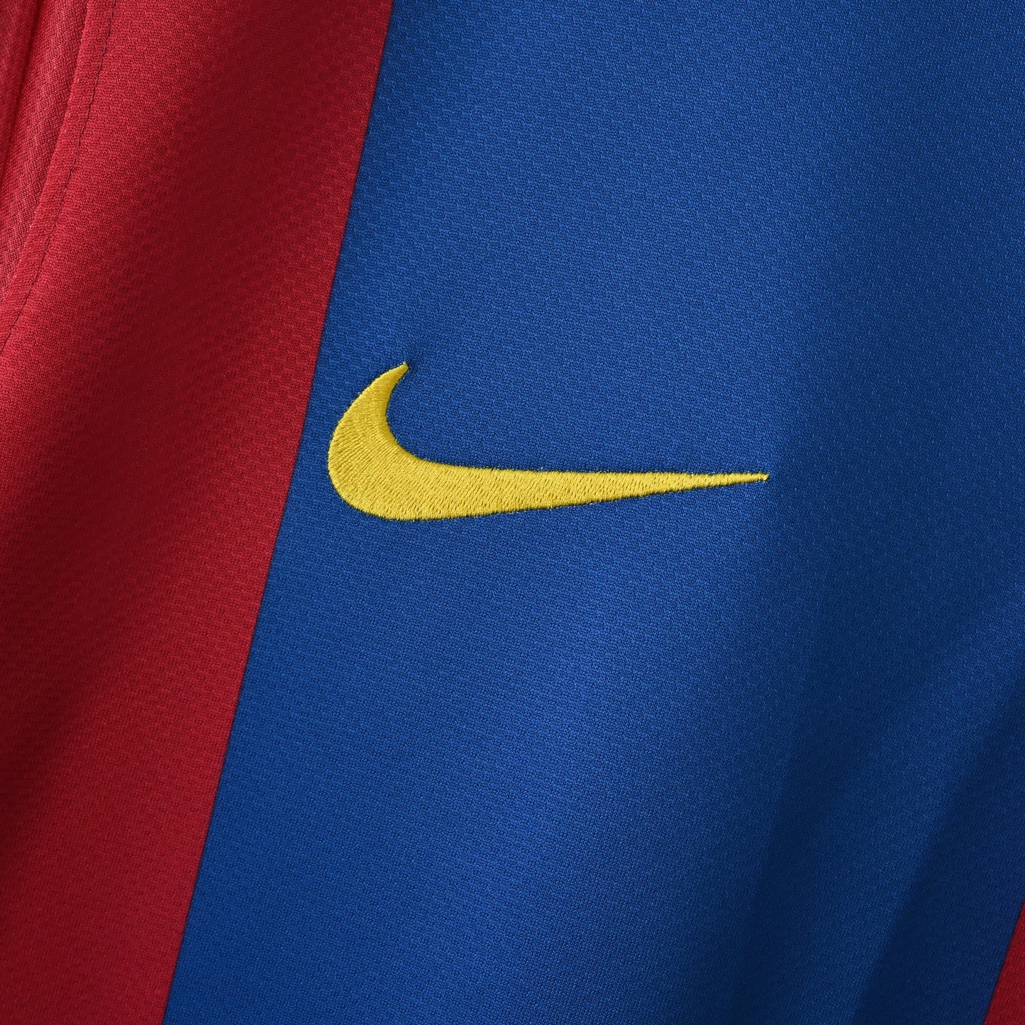 Retro Barcelona 2006/07 Jersey