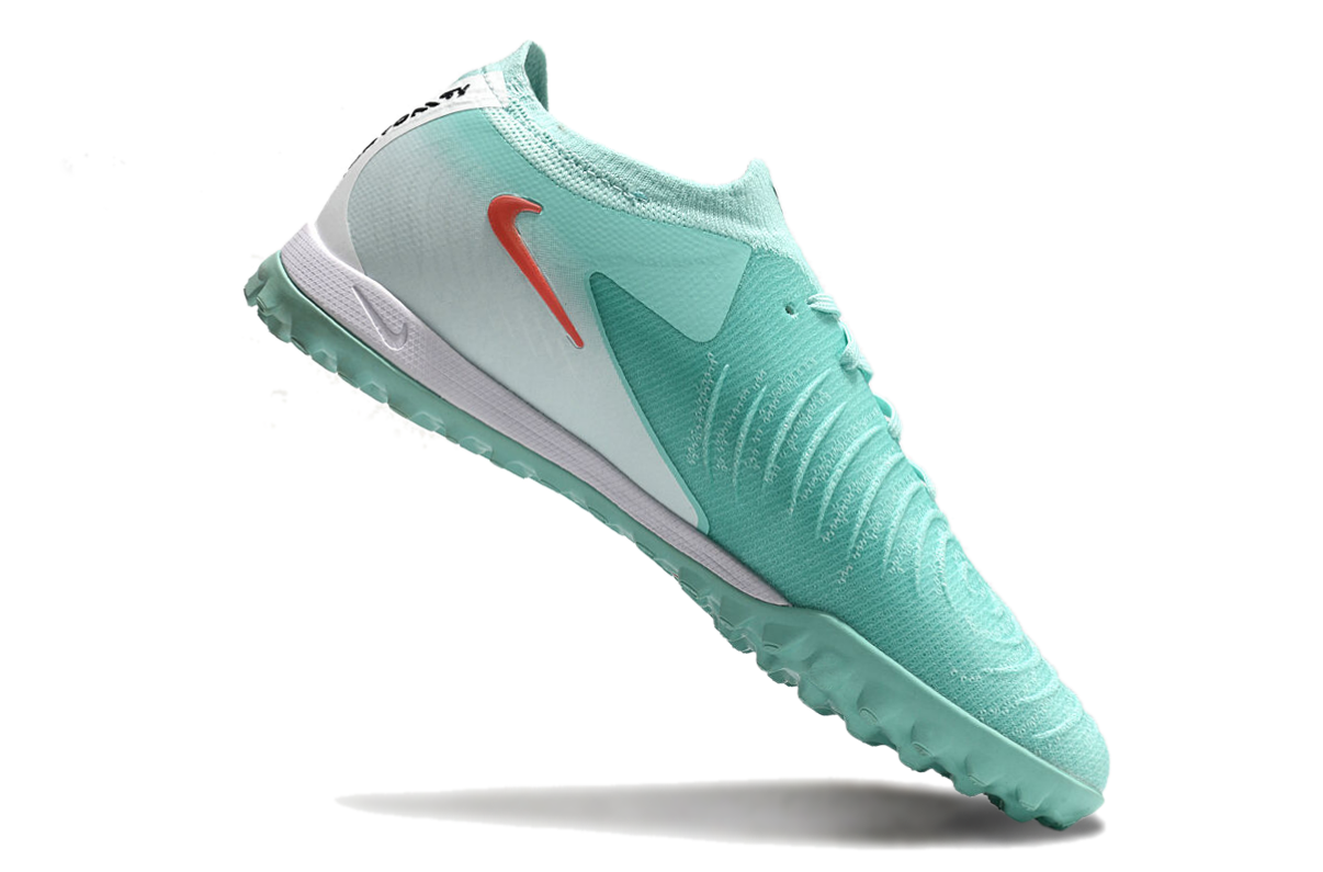 Nike Phantom Luna Turf