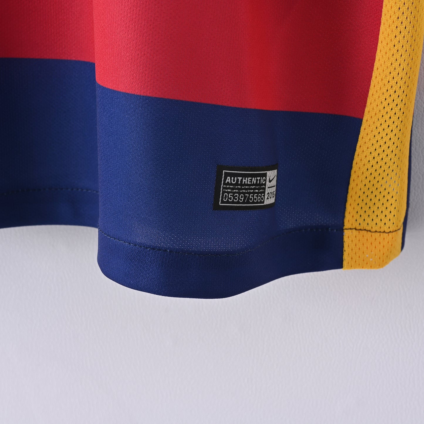 Retro Barcelona 2015/16 Jersey
