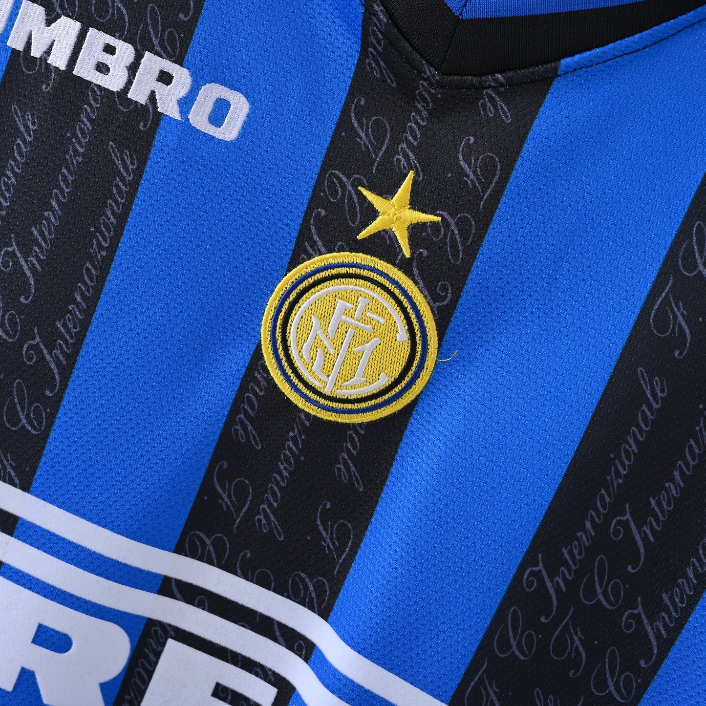 Retro Inter Milan 1997/98 Jersey
