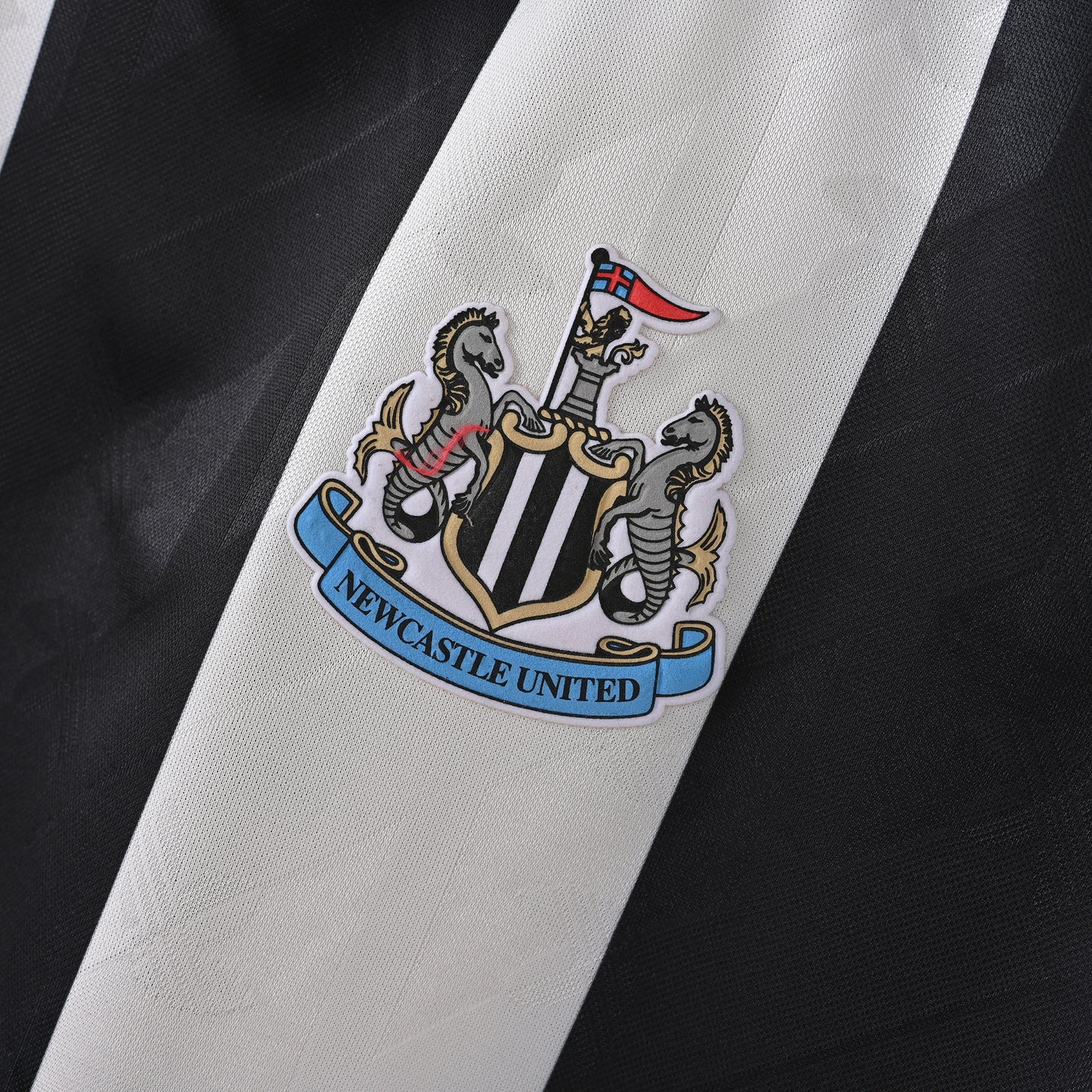 Retro Newcastle United 2024/25 Jersey