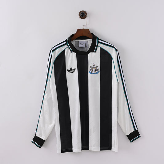 Retro Newcastle United 2024/25 Jersey