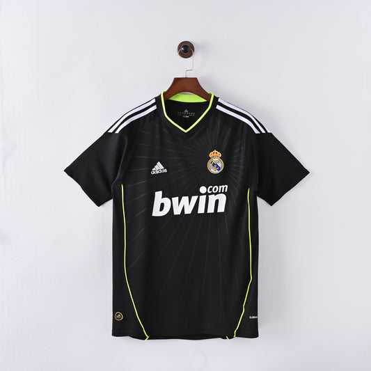 Retro Real Madrid 2010/11 Jersey