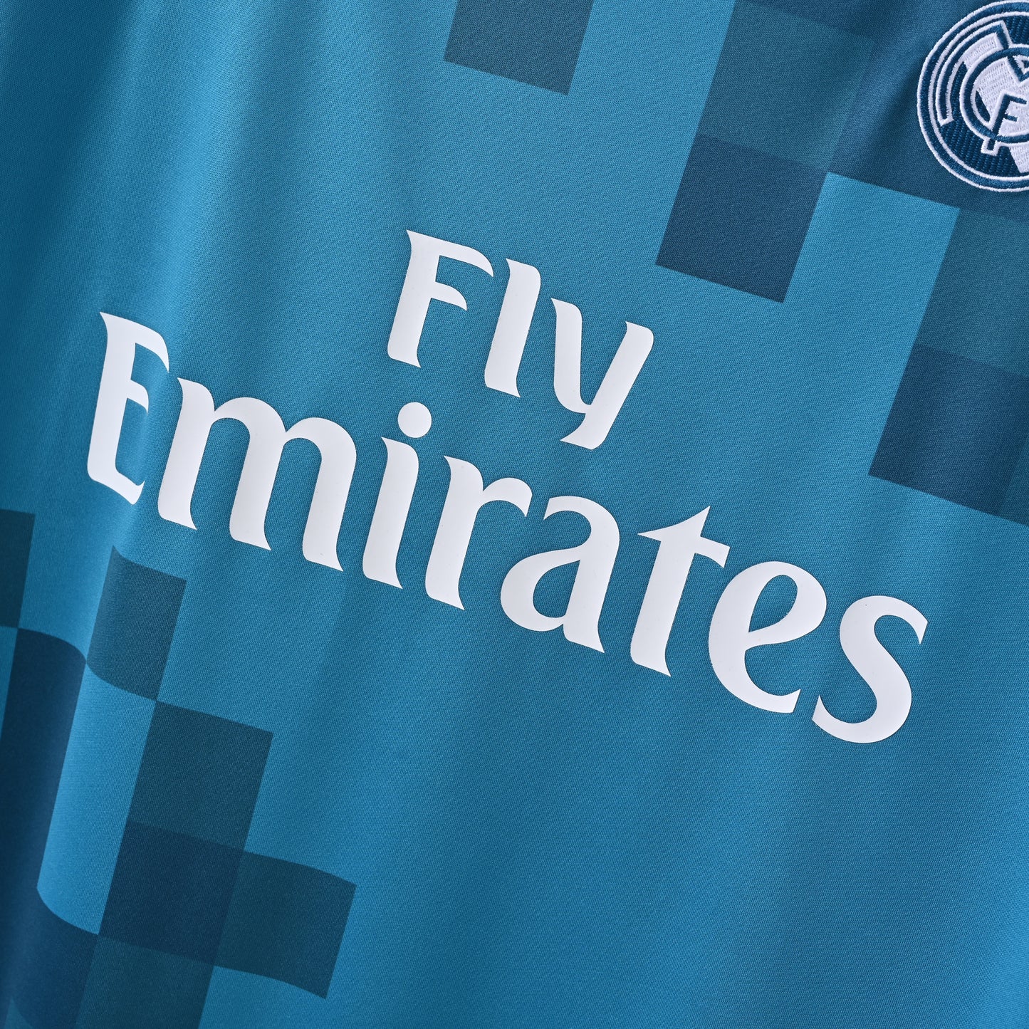 Retro Real Madrid 2017/18 Jersey