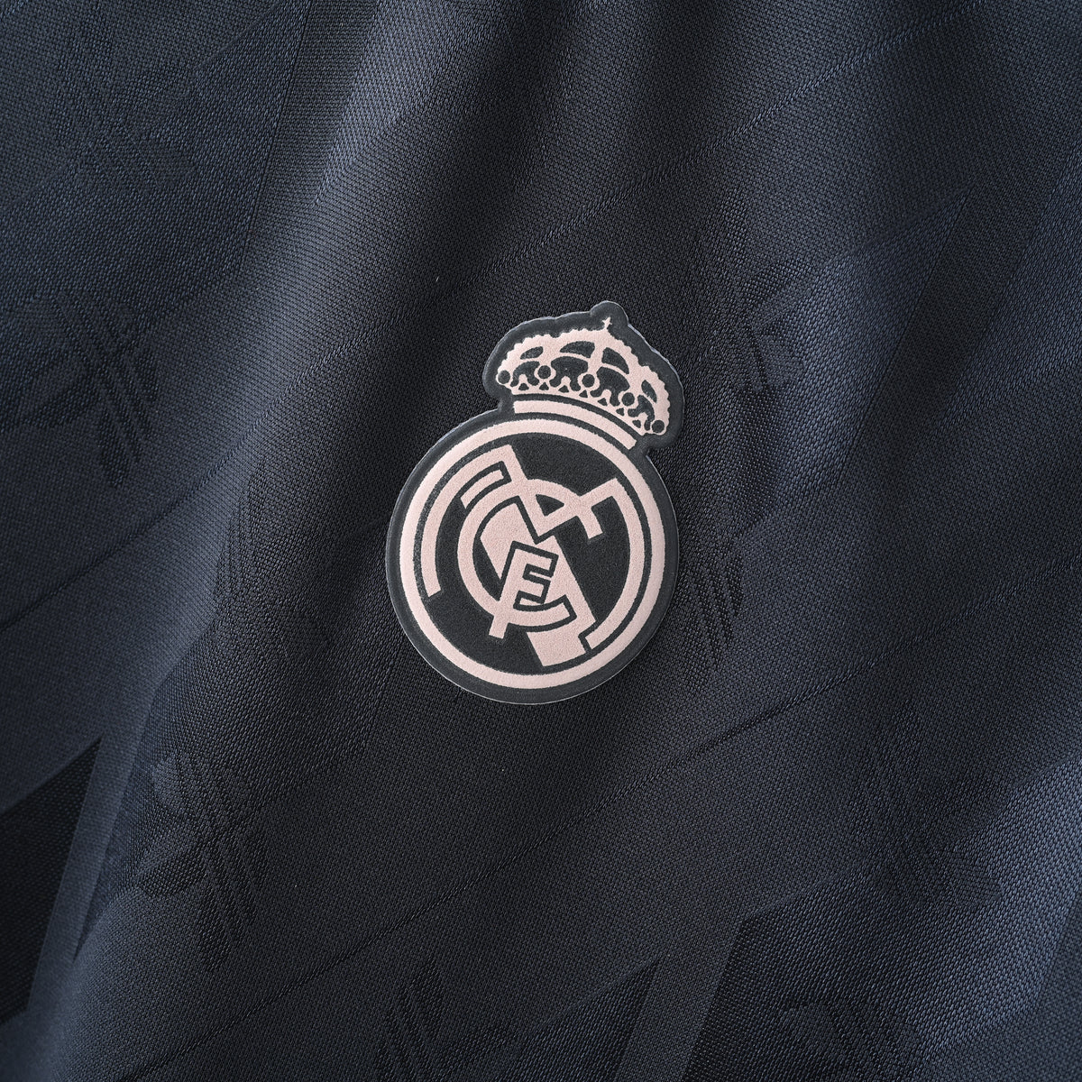 Retro Real Madrid 2024/25 Jersey