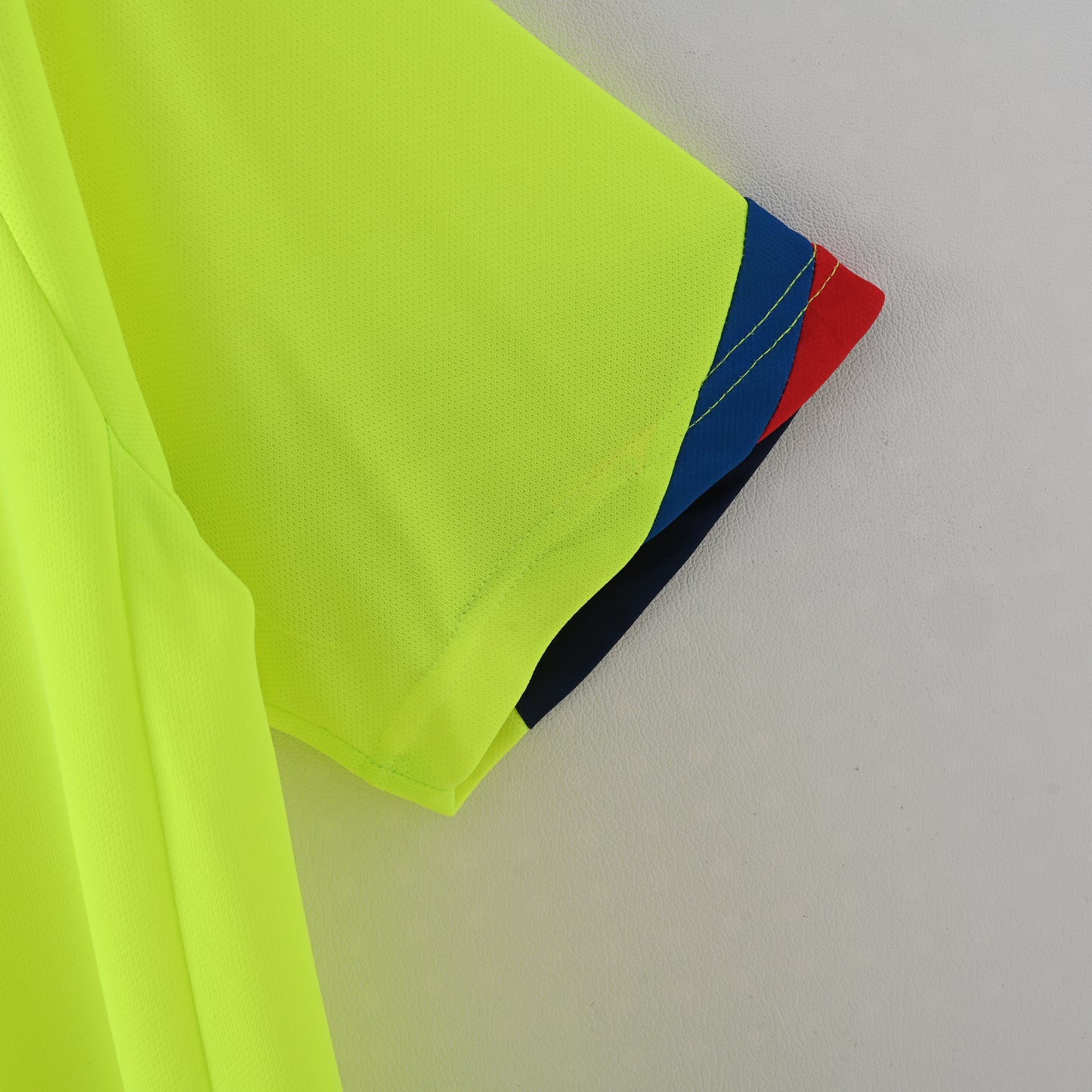 Retro Barcelona 2005/06 Jersey