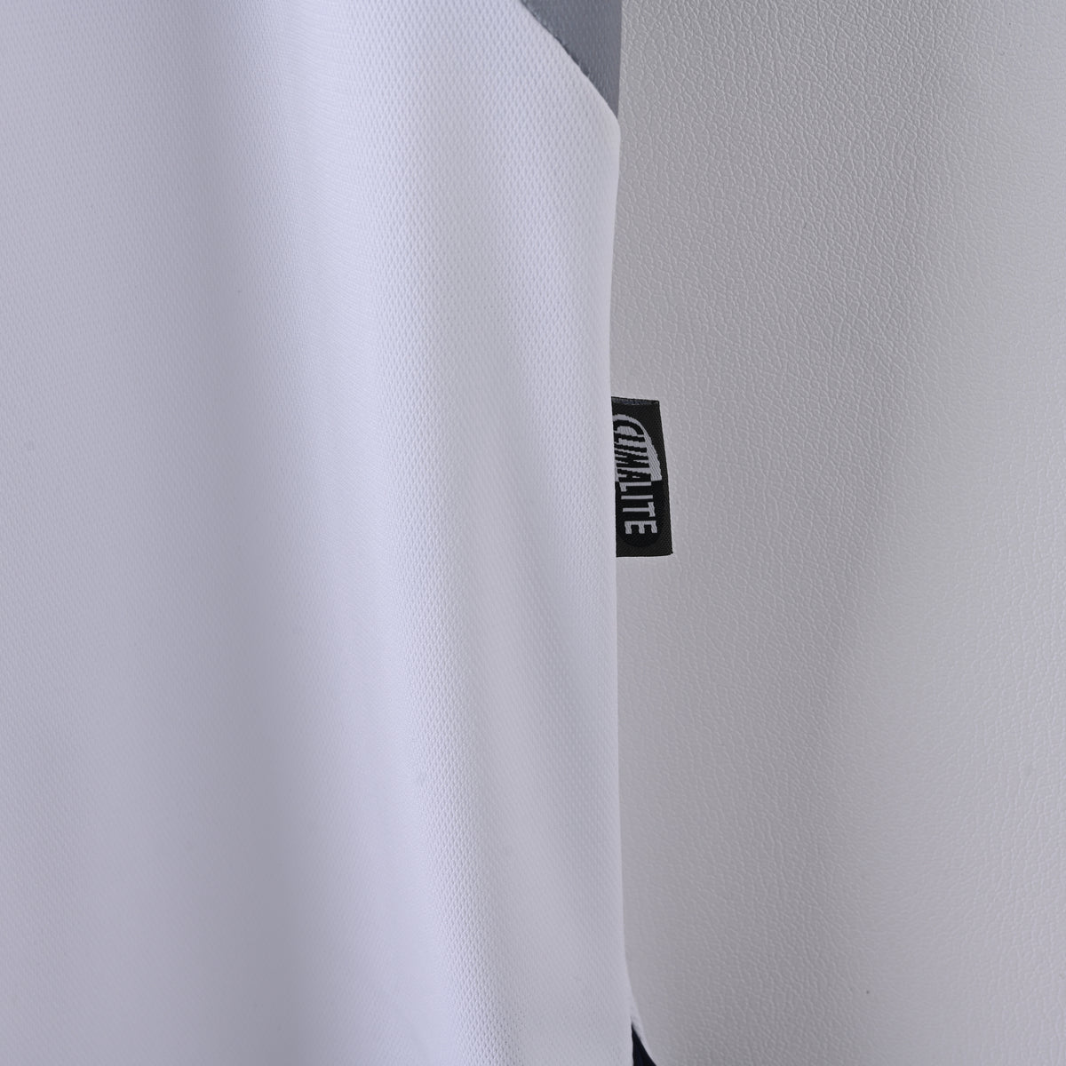 Retro Real Madrid 2000/01 Jersey