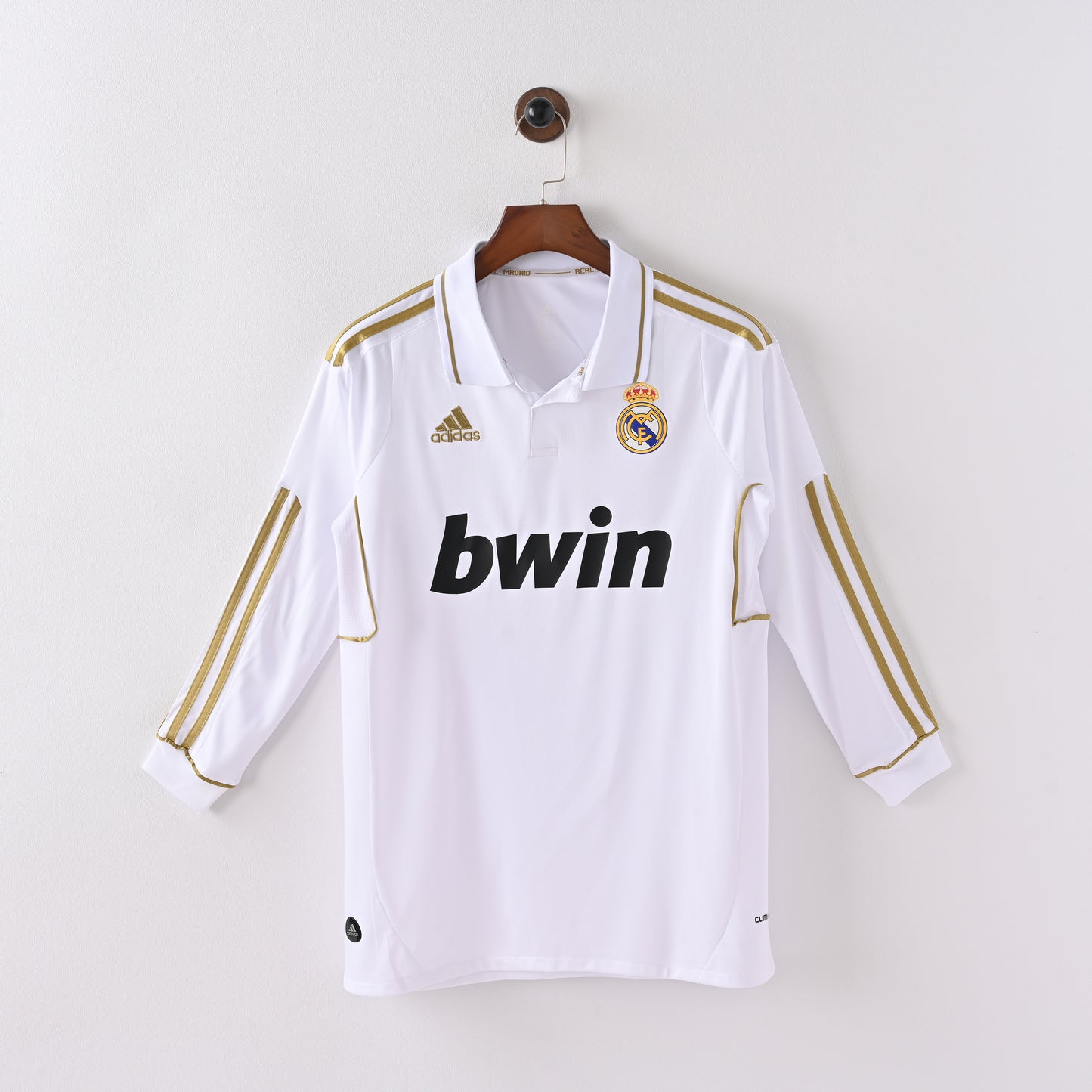 Retro Real Madrid 2011/12 Jersey