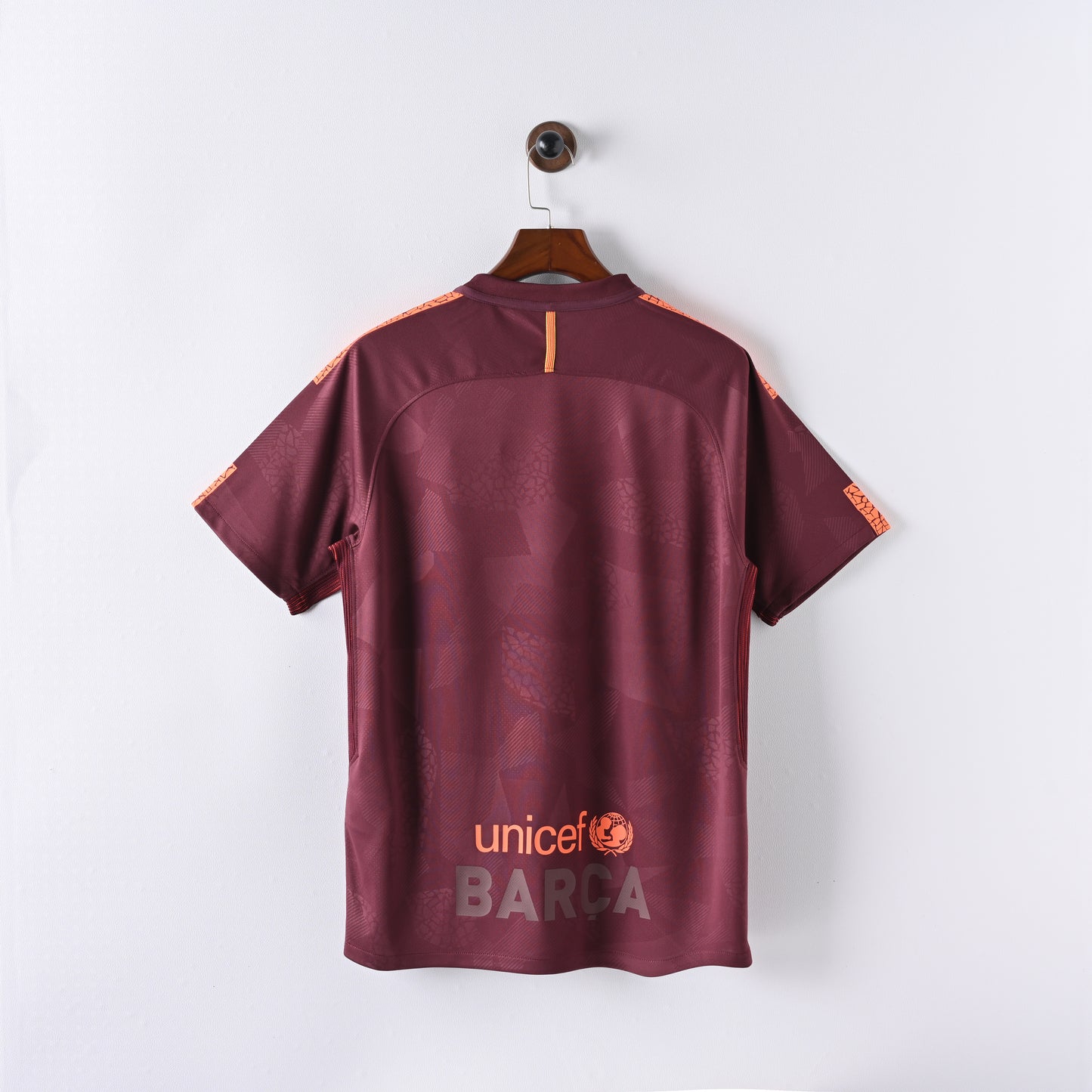 Retro Barcelona 2017/18 Jersey