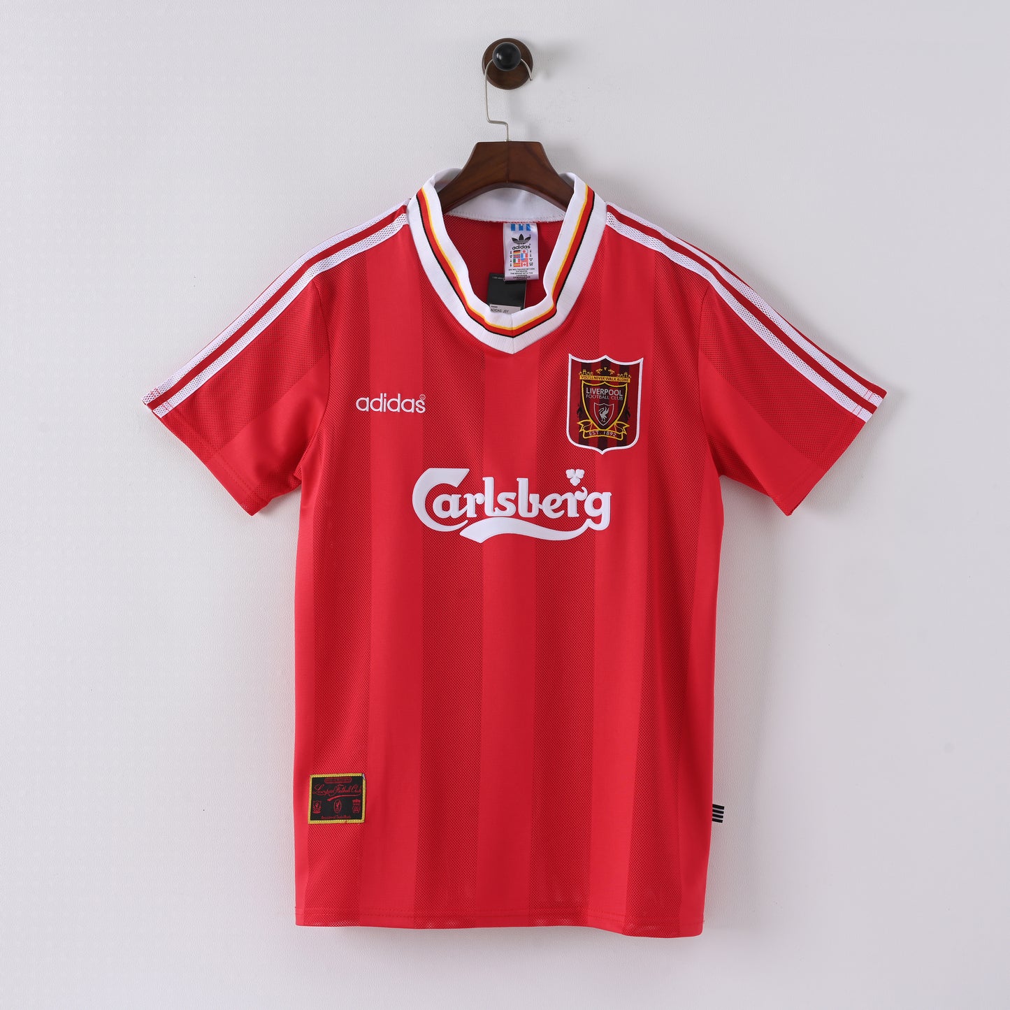Retro Liverpool FC 1995/96 Jersey