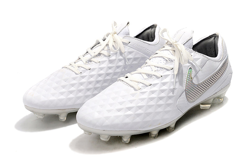 Nike Tiempo Legend 8