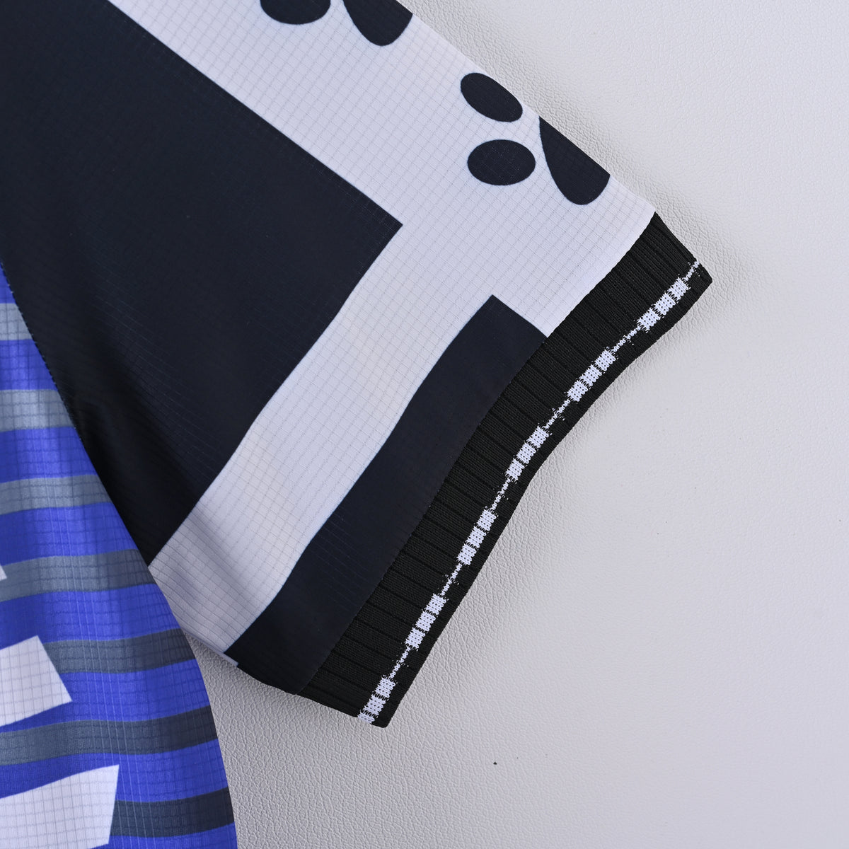 Retro Real Madrid 1997/98 Jersey