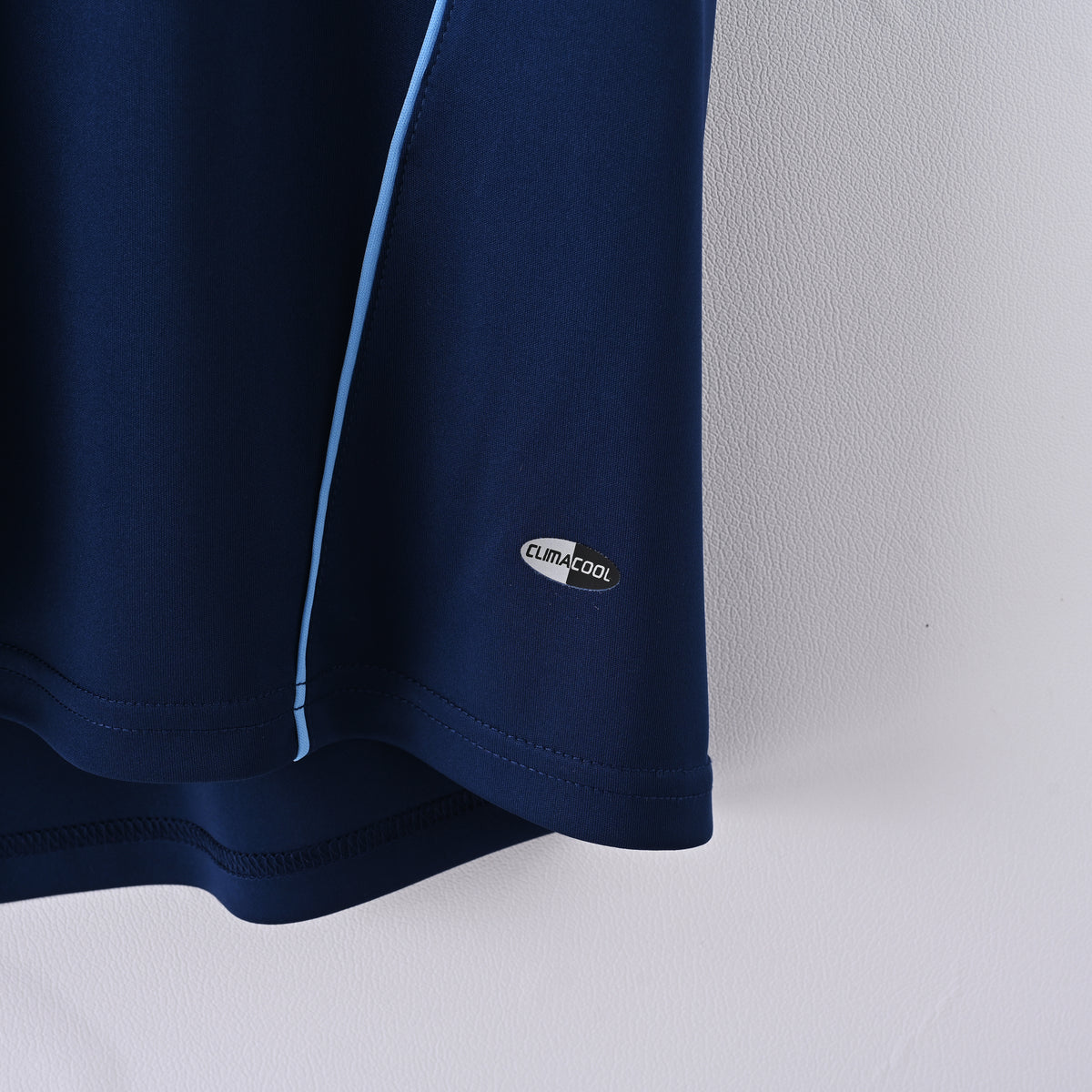 Retro Real Madrid 2005/06 Jersey