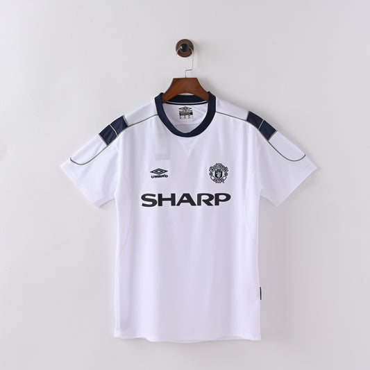 Retro Manchester United 1999/00 Jersey