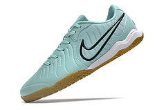 Nike Legend 10