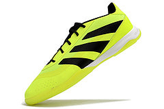 Predator 24 Futsal