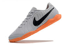 Nike Legend 10