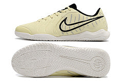 Nike Legend 10