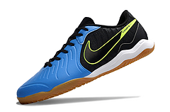 Nike Legend 10