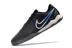 Nike Legend 10